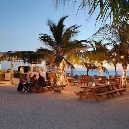 Cozy Studio Apartment Minutes From The Beach Willemstad Exterior foto